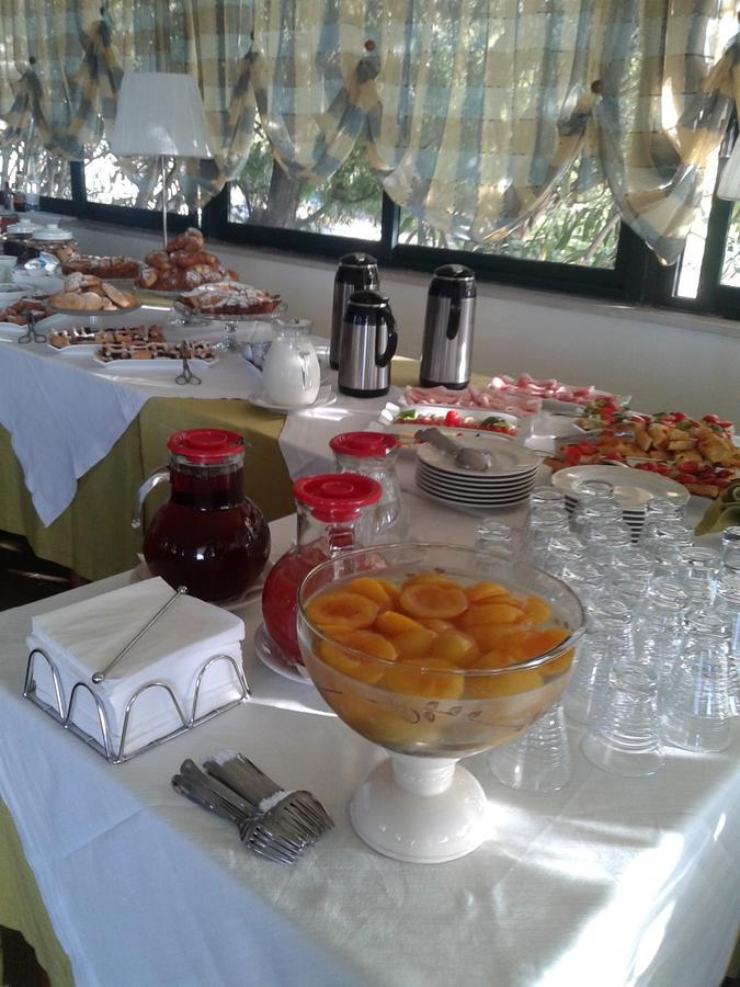 San Michele Hotel *